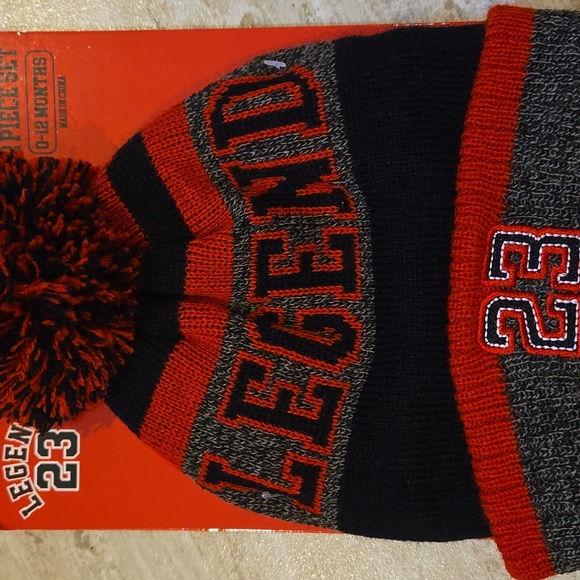 NEW Michael Jordan Legend 23 Two Piece Hat/Booties Set - Picture 2 of 7